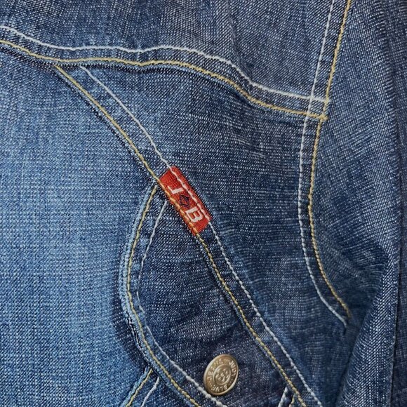 JUDY BLUE Cropped Denim Jean Jacket Medium Blue Wash - Logo Buttons - EUC Size M - Picture 3 of 7